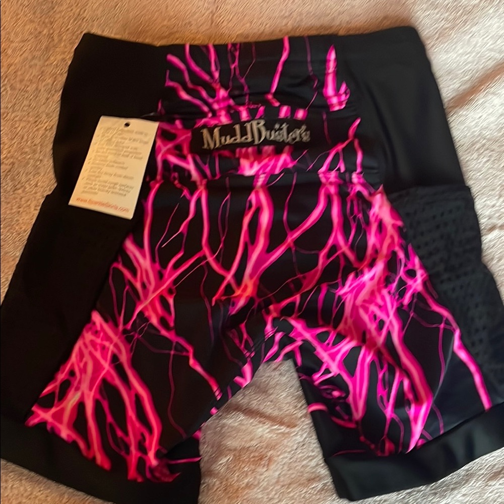 Sparkle Skirts “Mudd Busters” black and neon pink Cycling Shorts - S - NWT - Picture 3 of 10